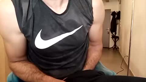 Snapshot of meditmtc chatting on December 10, 4:49 pm Meditmtc online show from December 10, 4:49 pm