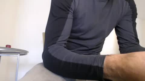 Snapshot of meditmtc chatting on January 15, 9:45 am Meditmtc online show from January 15, 9:45 am