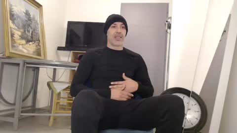 Snapshot of meditmtc chatting on December 23, 1:24 pm Meditmtc online show from December 23, 1:24 pm