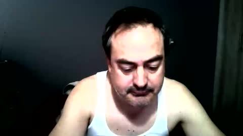 Snapshot of men_thin chatting on October 25, 2:08 pm Travieso online show from October 25, 2:08 pm