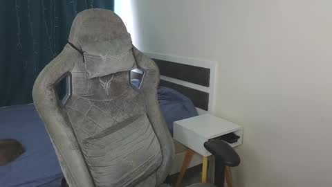 Mickey online show from February 20, 10:06 am