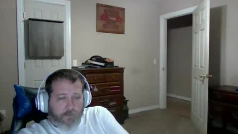 mercer1977 online show from April 6, 12:39 pm