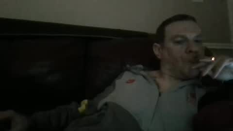 Snapshot of mercher627021 chatting on January 3, 7:29 pm ezio online show from January 3, 7:29 pm