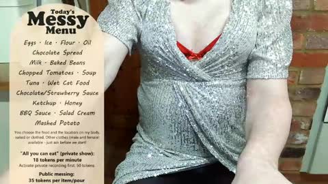 messyxdresser online show from March 11, 10:06 pm