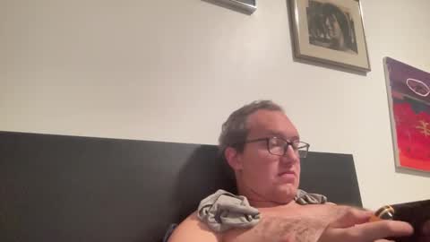 metallica92786 online show from November 2, 6:28 am