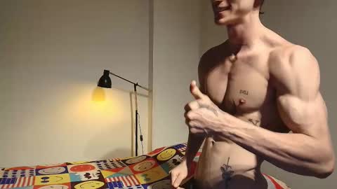Snapshot of metatron_muscle chatting on February 15, 9:06 pm Dany online show from February 15, 9:06 pm
