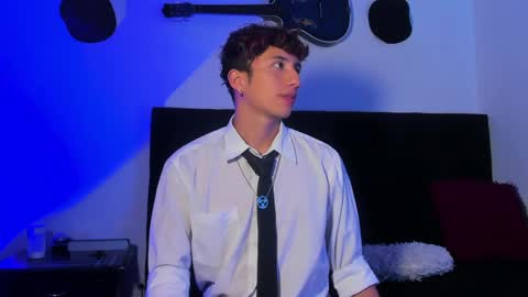 MATHIAS online show from April 13, 4:57 am