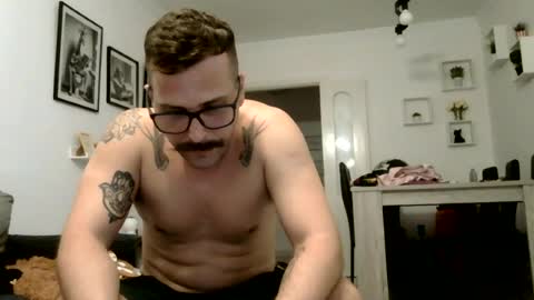 MILO MIAMI online show from June 29, 10:10 pm