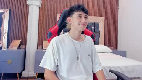 Michael online show from October 17, 8:24 pm