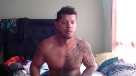 Michael Daviss online show from February 4, 8:15 pm