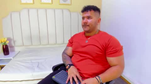 MICHAEL online show from October 7, 8:35 pm