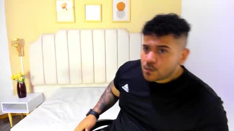 MICHAEL online show from October 27, 8:00 pm