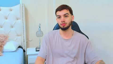 Michael Stevens online show from November 17, 12:30 pm