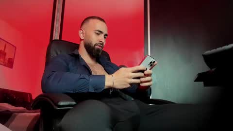 Snapshot of michaelevansx chatting on March 3, 9:45 pm MichaelEvansx online show from March 3, 9:45 pm