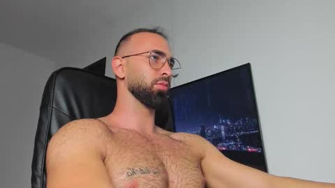 Snapshot of michaelevansx chatting on September 19, 8:52 pm MichaelEvansx online show from September 19, 8:52 pm
