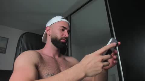 MichaelEvansx online show from October 19, 12:26 am