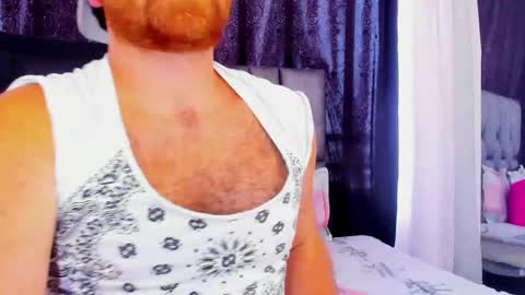 Michael  Contenido explcito online show from March 4, 8:38 pm