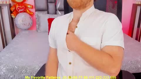 Michael  Contenido explcito online show from September 18, 11:29 pm