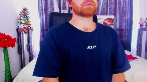 Michael  Contenido explcito online show from December 28, 6:08 pm