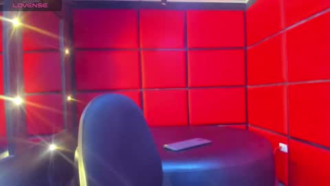 Snapshot of mick_jonhson chatting on September 27, 9:07 am --- Mick --- online show from September 27, 9:07 am