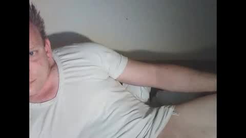 mickkxl online show from April 11, 8:12 pm