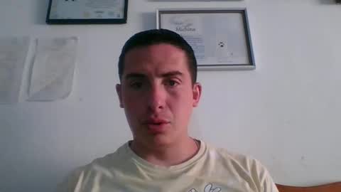 Snapshot of mickseb chatting on September 10, 8:18 pm mickseb online show from September 10, 8:18 pm