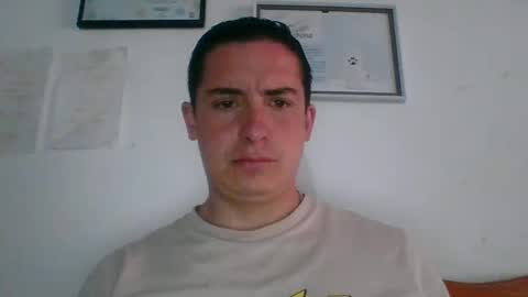 Snapshot of mickseb chatting on September 18, 4:31 pm mickseb online show from September 18, 4:31 pm