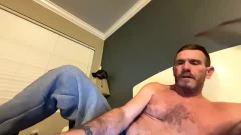 Snapshot of mickymu chatting on February 1, 3:41 am mickymu online show from February 1, 3:41 am