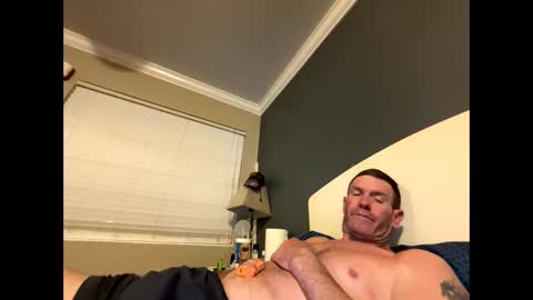 Snapshot of mickymu chatting on March 3, 3:50 am mickymu online show from March 3, 3:50 am