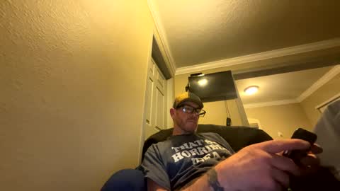 Snapshot of mickymu chatting on January 21, 10:12 am mickymu online show from January 21, 10:12 am