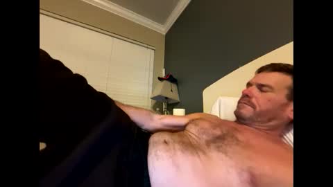 Snapshot of mickymu chatting on January 24, 3:32 am mickymu online show from January 24, 3:32 am