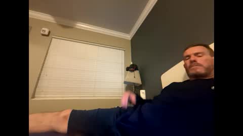 Snapshot of mickymu chatting on February 11, 5:37 am mickymu online show from February 11, 5:37 am