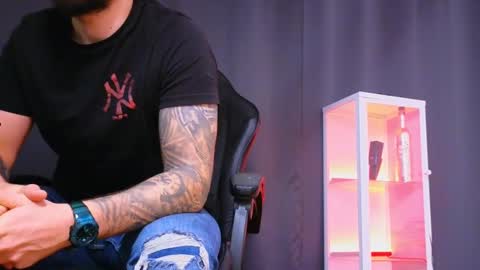 MightyAaron online show from December 14, 5:29 am