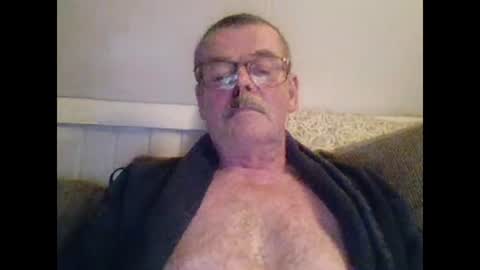 mikael42 online show from February 15, 7:33 pm