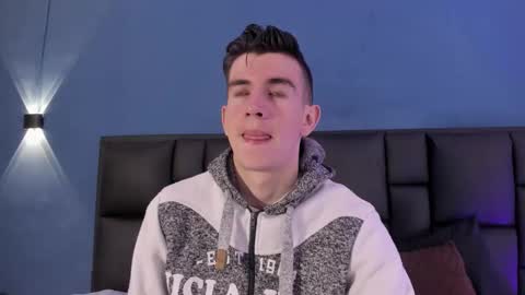 mikael online show from October 14, 4:19 am