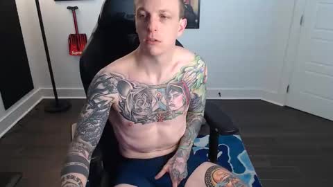 MikahisHung online show from January 11, 4:33 pm