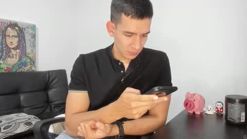 mike3xxx online show from November 8, 8:39 am