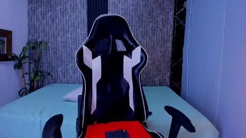 Mike 0233 online show from October 10, 4:39 am