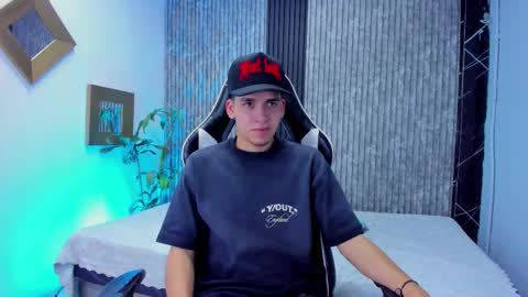 Mike 0233 online show from November 7, 5:55 am