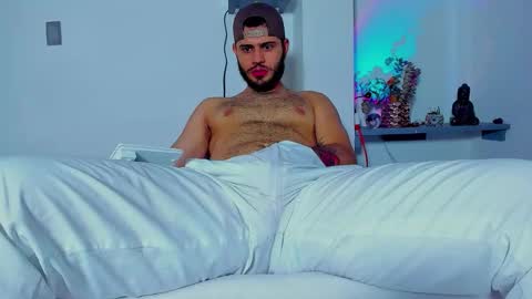 Mike  online show from October 23, 3:04 pm