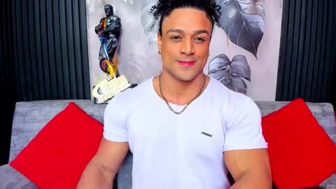   online show from November 1, 9:46 am