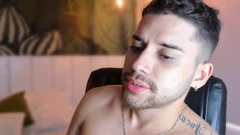 Mike Montoya online show from November 23, 2:39 pm