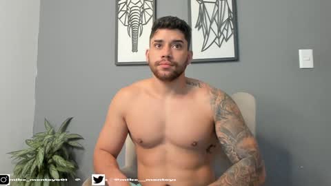 Snapshot of mike_montoya chatting on January 4, 10:55 pm Mike Montoya online show from January 4, 10:55 pm