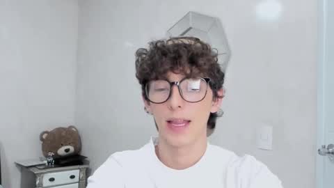 Mikebelf4 online show from February 19, 4:42 am