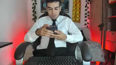 mikee_scooth online show from January 11, 11:12 am