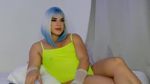 mikegaitan1 online show from November 11, 9:09 pm