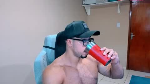 mikehotk online show from October 12, 7:52 pm