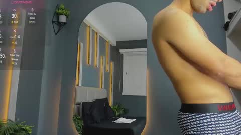 MIKE PARK  online show from October 4, 11:37 am