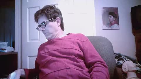 Snapshot of mikewulds chatting on December 15, 8:25 pm Mike online show from December 15, 8:25 pm