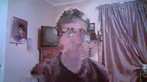 Snapshot of mikewulds chatting on September 14, 2:13 am Mike online show from September 14, 2:13 am